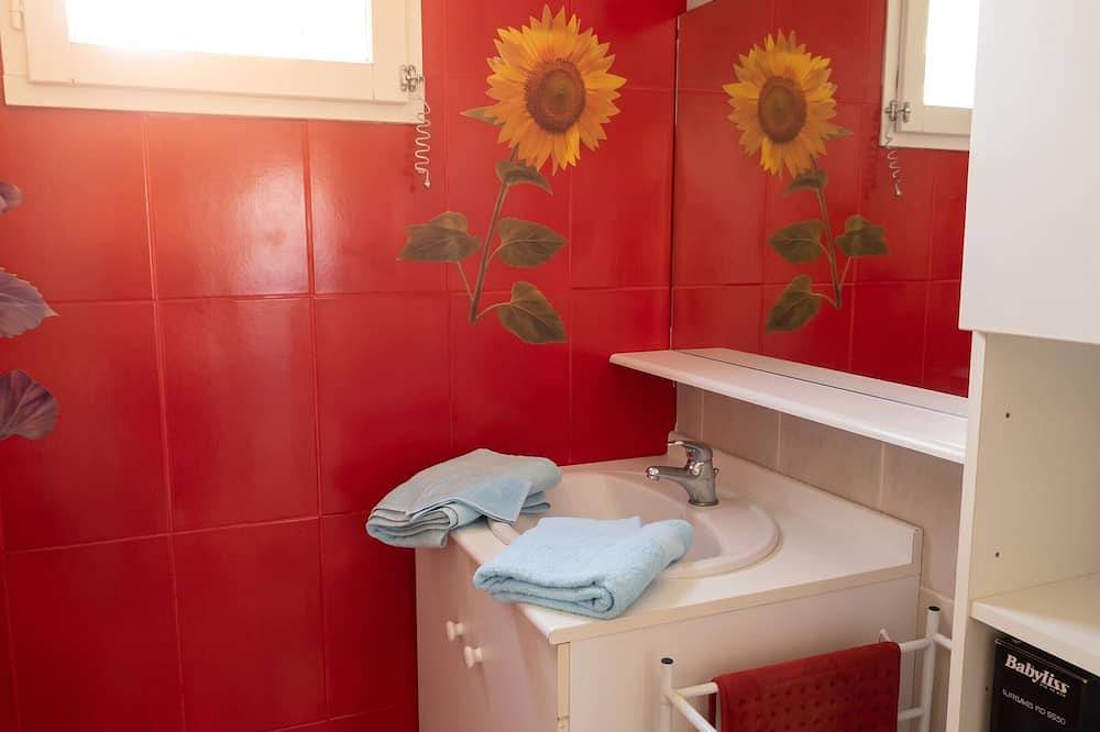 Appartement entier, Homerez - Apt charmant au Luc in Le Luc, Région de Draguignan