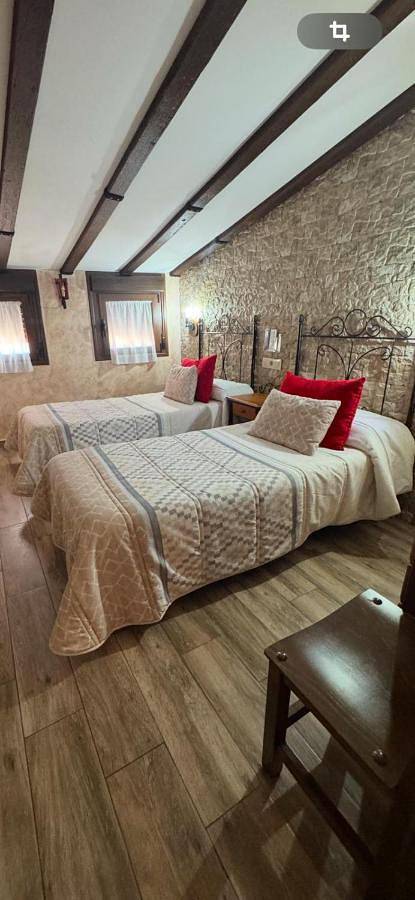 Casa rural para 2 personas, con piscina además de vistas y balcón en Provincia de Madrid - 2