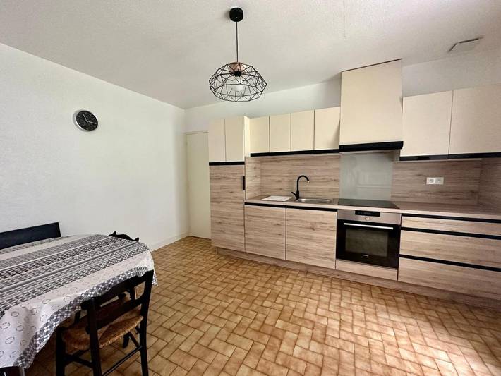 Location de vacances pour 6 personnes, avec terrasse et jardin à Josse - 4