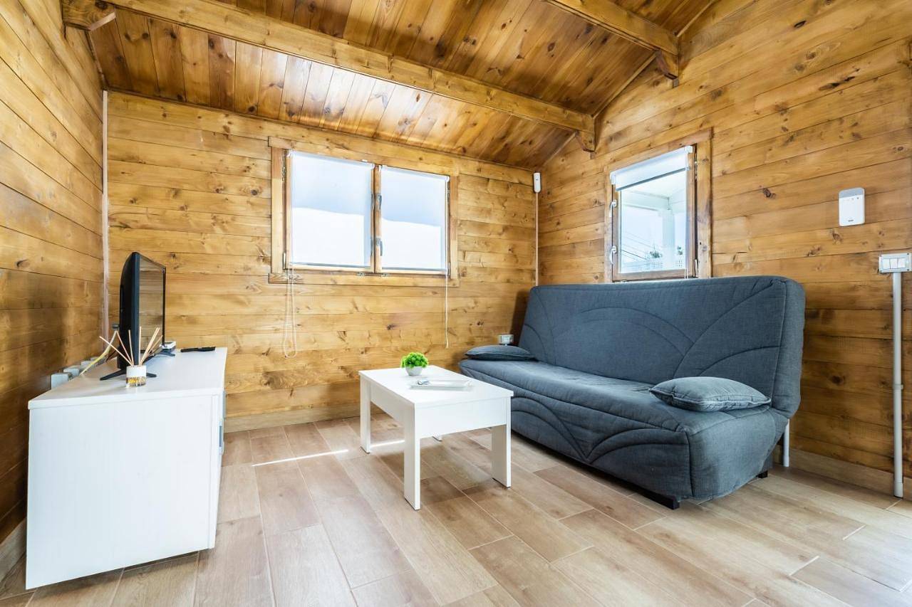 Two-Bedroom House in Barrio Los Menores, Adeje