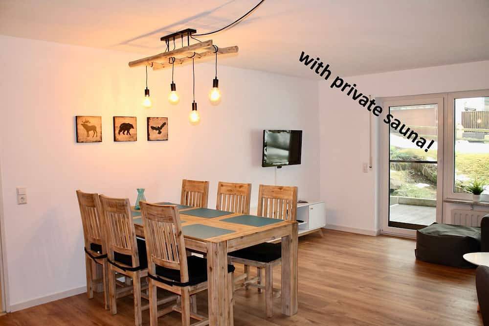 Ganze Wohnung, Moderne Wohnung mit Privatsauna, Nähe Badeseen, Skilift und Therme in Suedlicher Schwarzwald, Sankt Blasien