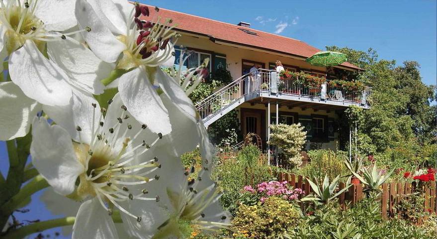Ferienwohnung für 4 Personen, mit Terrasse und Garten in Überlingen