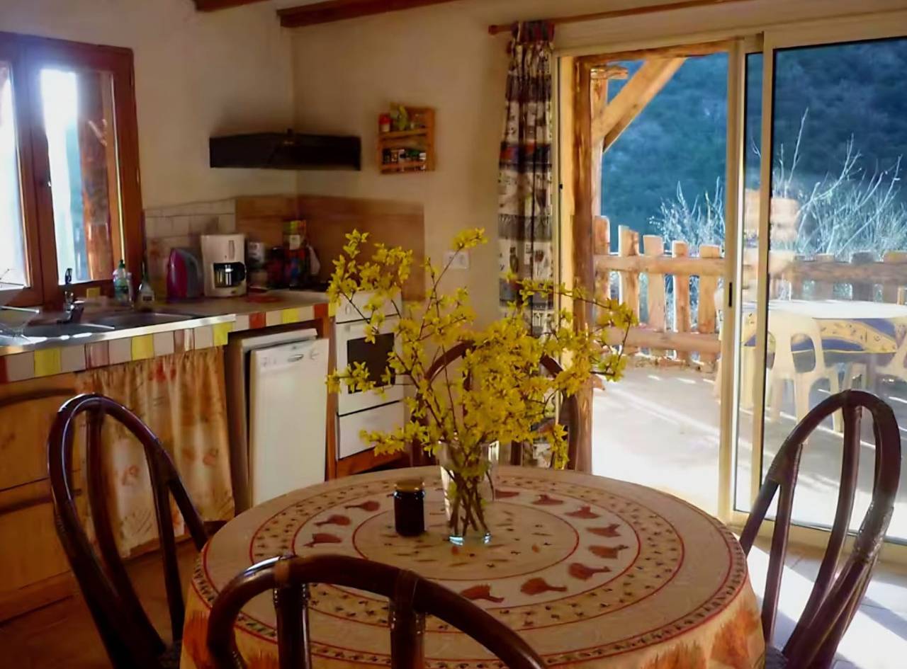 Gîte à la ferme in Rocles, Parc naturel régional des Monts d'Ardèche