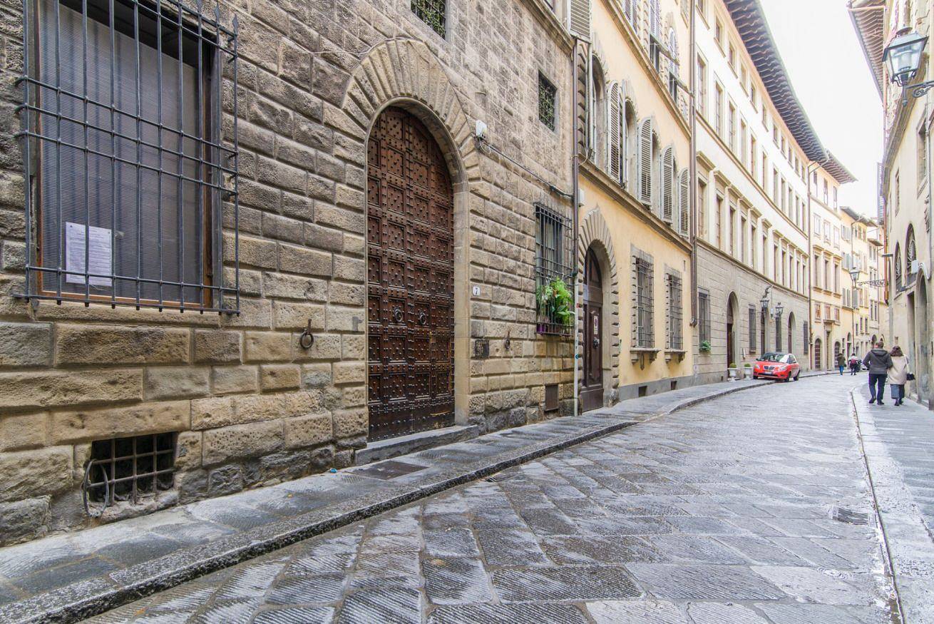 Ganze Wohnung, Santo Spirito & Ponte Vecchio Lovely Apartment in Florence city center, Florenz