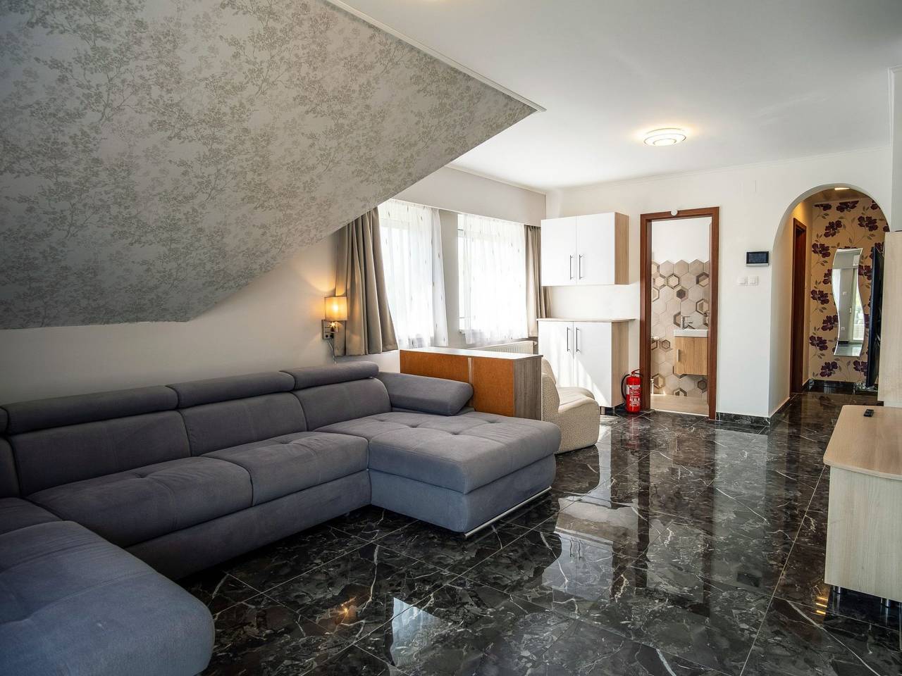 Luxvil apartment in Balatonkeresztur, Plattensee Südufer