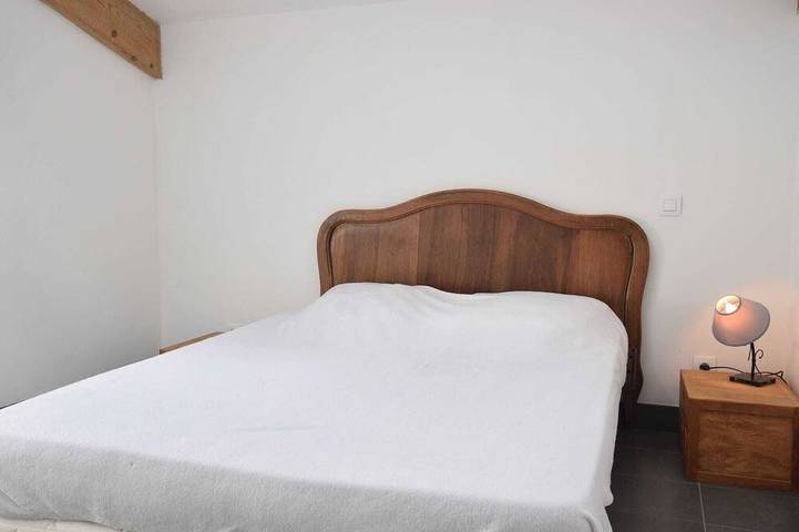 Gîte pour 4 personnes, avec piscine et terrasse à Mirabel - 2