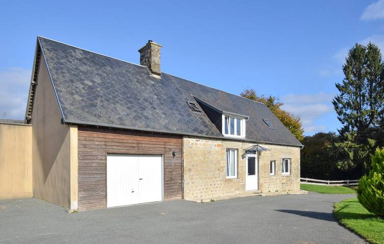 Maison de vacances pour 6 personnes, avec Terrasse et Jardin à Saint-Clément-Rancoudray