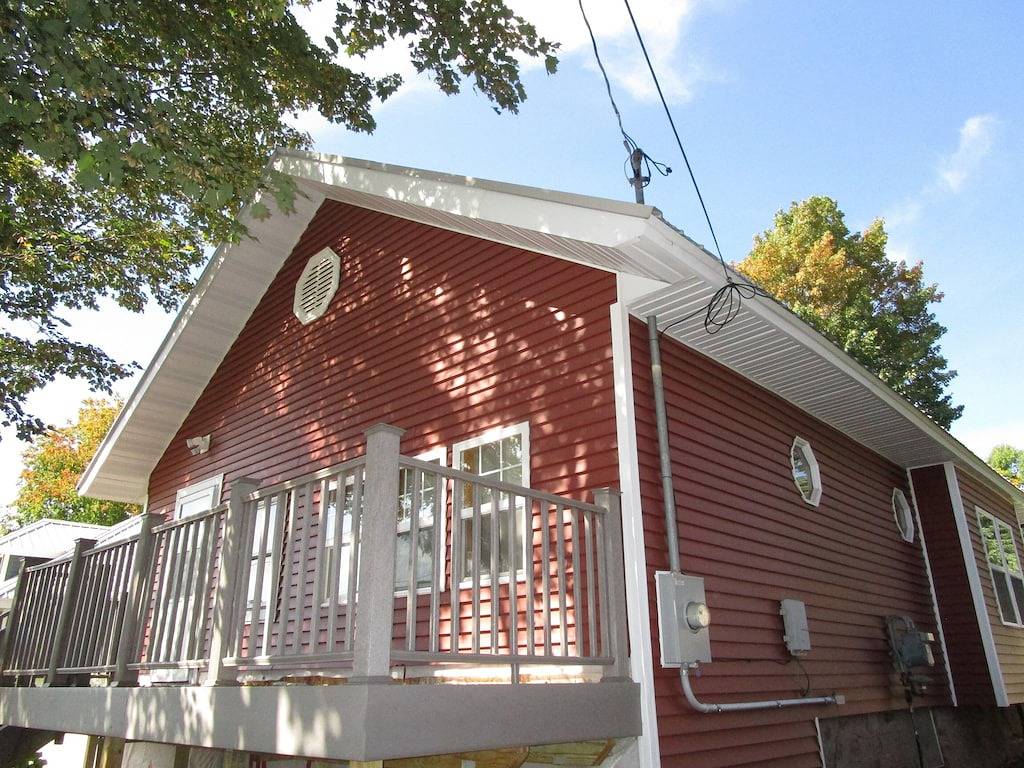 The Bear Den - Schöne 2 Schlafzimmer 1 Bad Haus in der Nähe von Skifahren, Motorschlitten und mehr in Ironwood, Gogebic County