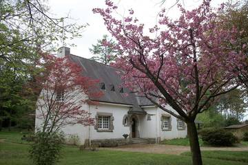 Gîte pour 6 personnes, avec terrasse et jardin à Trédion