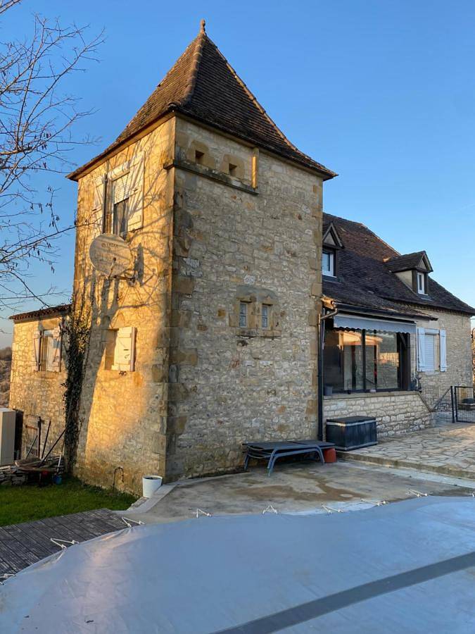 Vakantiehuis voor 6 personen, with Terras and Tuin as well as Zwembad and Uitzicht in Rocamadour