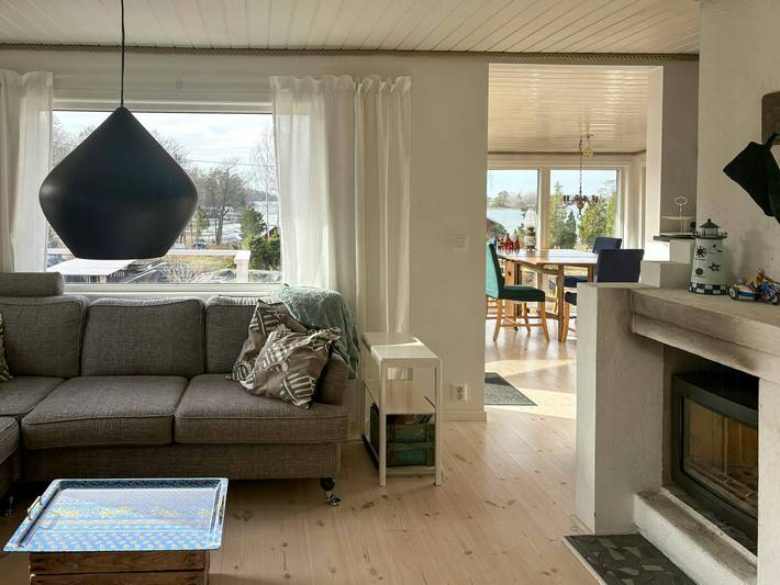 Boende med bastu och brygga nära Grisslehamn in Stockholm region