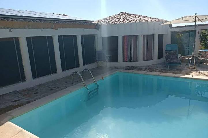 Appartement de vacances pour 4 personnes, avec jardin