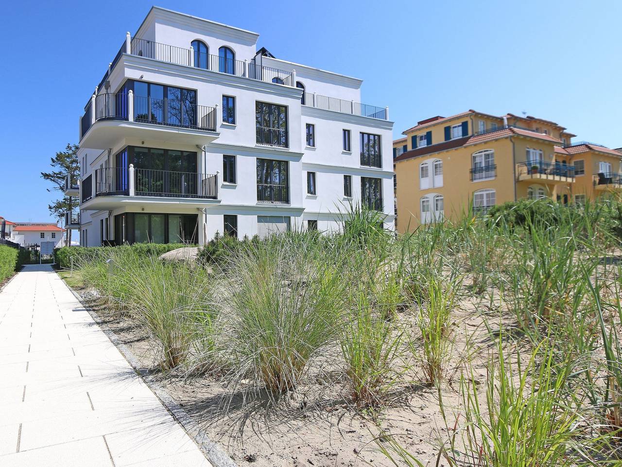 Ganze Ferienwohnung, F: Strandvilla Andrea Whg. 07 Meerblick mit Balkon in Baabe, Rügen