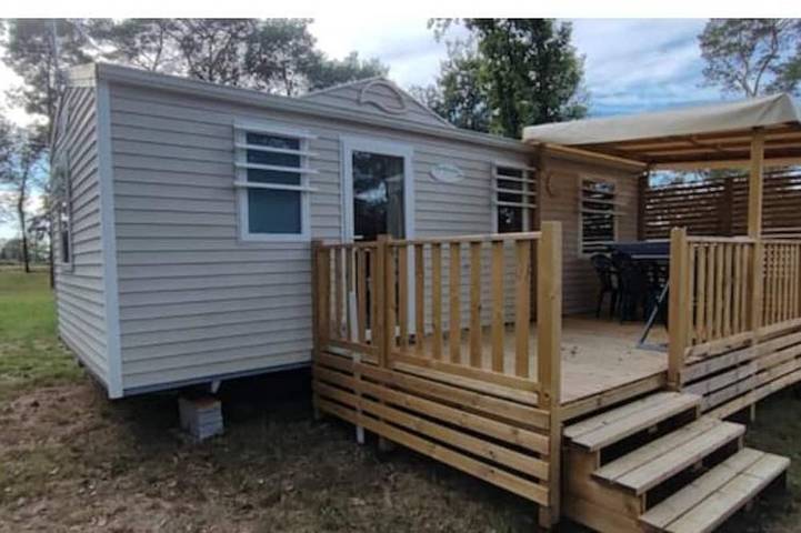 Mobil home pour 6 personnes à La Guyonnière