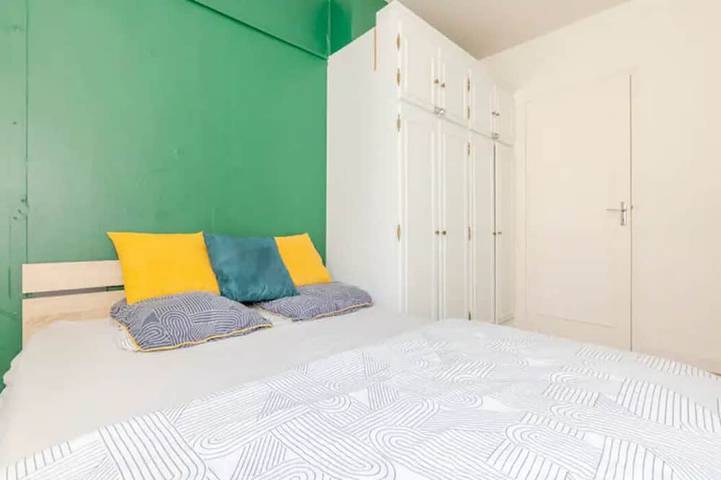 Entire apartment, Bright T2 apartment - Valenciennes town center in Valenciennes, Valenciennes region