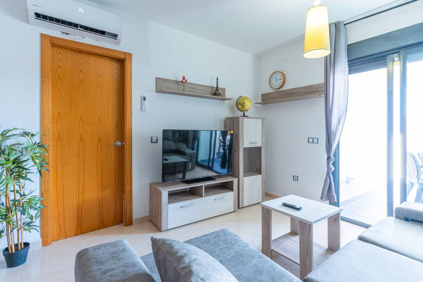 Entire apartment, Apartment 'La Envía Golf' with Sea View, Wi-Fi and Air Conditioning in La Envía, Vícar