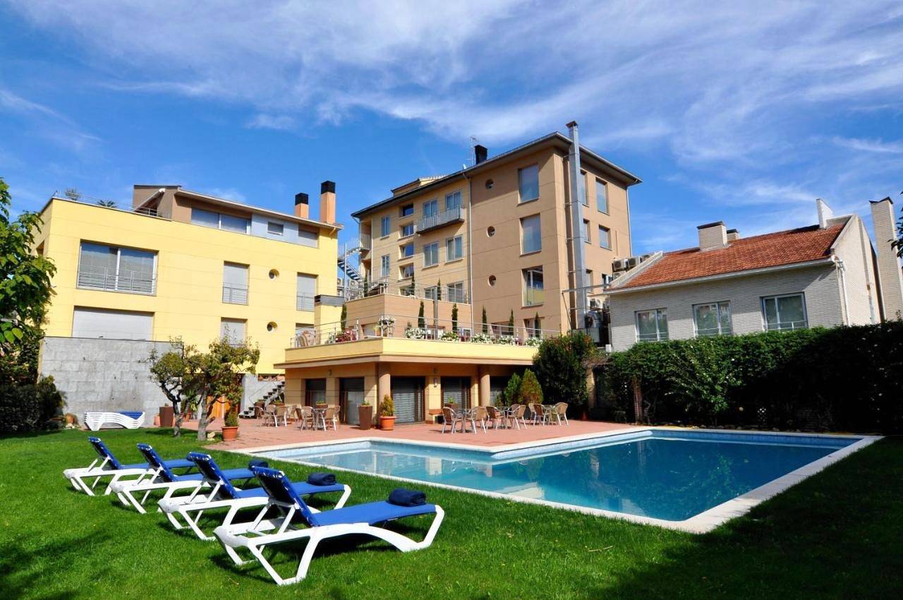 Aparthotel Solé in Puebla de Segur, Pirineo Catalan