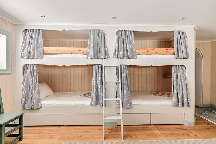 Seaside Bliss for Families: Home Away from Home in Hölö, Fagelbrolandet