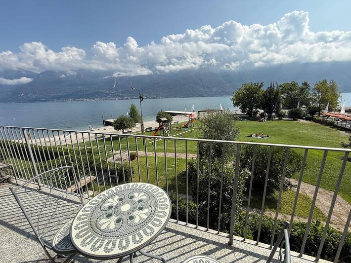 Ferienwohnung für 4 Personen, mit Seeblick und Terrasse - 1