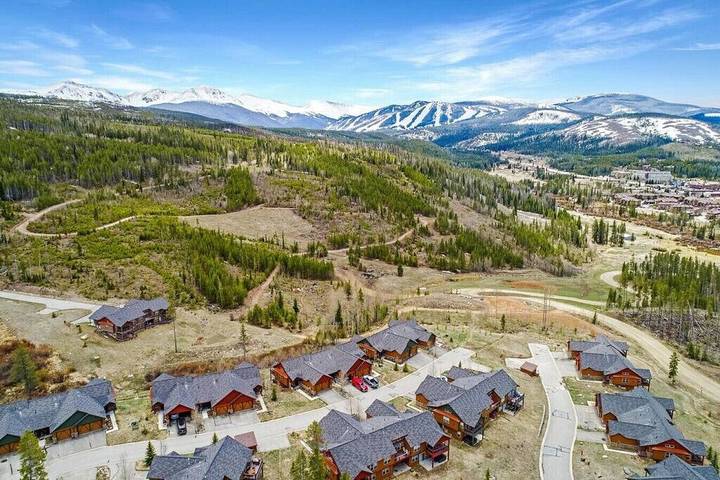 Villa for 9 people, with yard and hot tub, with pets in Colorado