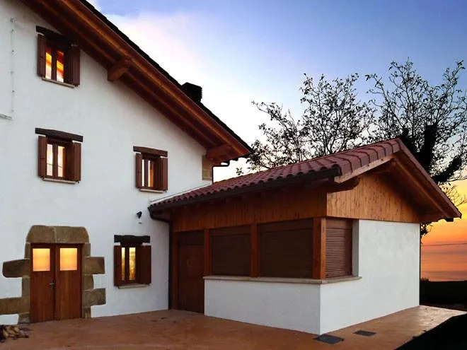 Apartamento de vacaciones para 4 personas, con vistas y jardín - 1