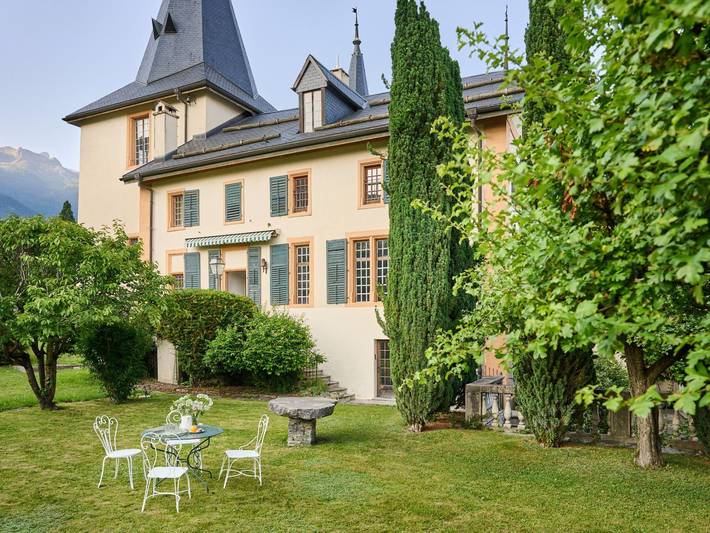 Location de vacances pour 8 personnes, avec jardin en Suisse