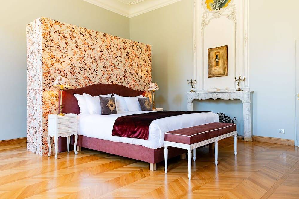 Suite-Exklusiv-Ensuite mit Bad-Parkblick in Loriol-du-Comtat, Vaucluse
