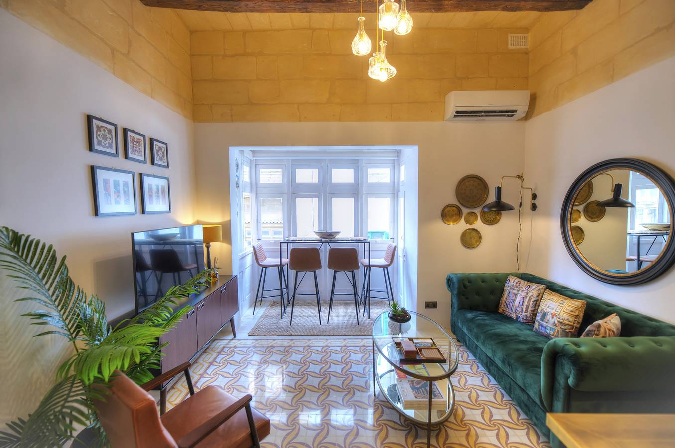 Apartment for 4 People in Valletta, Malta Island