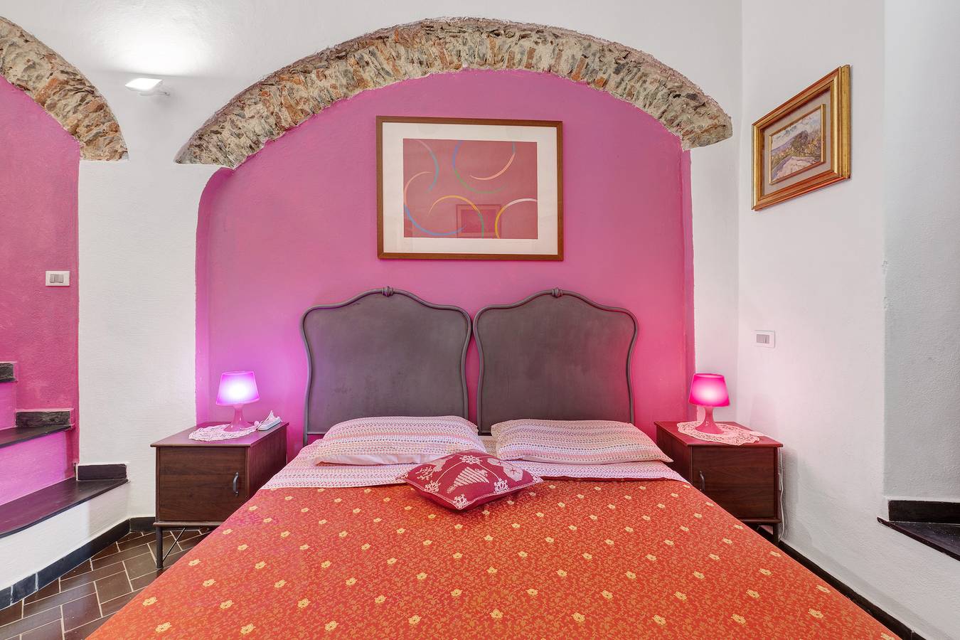 Room 'Rosa' with Mountain View, Shared Pool and Wi-Fi in Levanto Kommun, Riviera di Levante