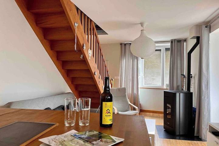 Cyclist Friendly House, Centre Of Bourg D’Oisans - Sleeps 4 in Le Bourg-d'Oisans, Parque Nacional de los Ecrins