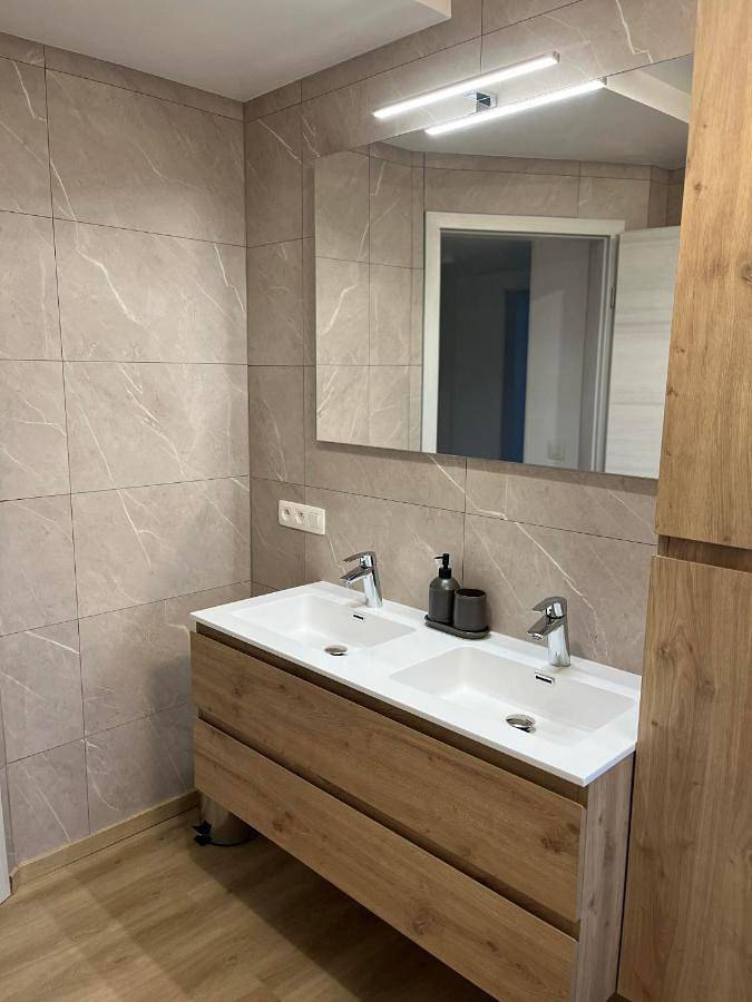 Location de vacances pour 26 personnes, avec jardin, animaux acceptés à Florenville - 4