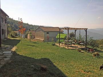 Gîte pour 7 personnes, avec vue et jardin à Borgo Val di Taro