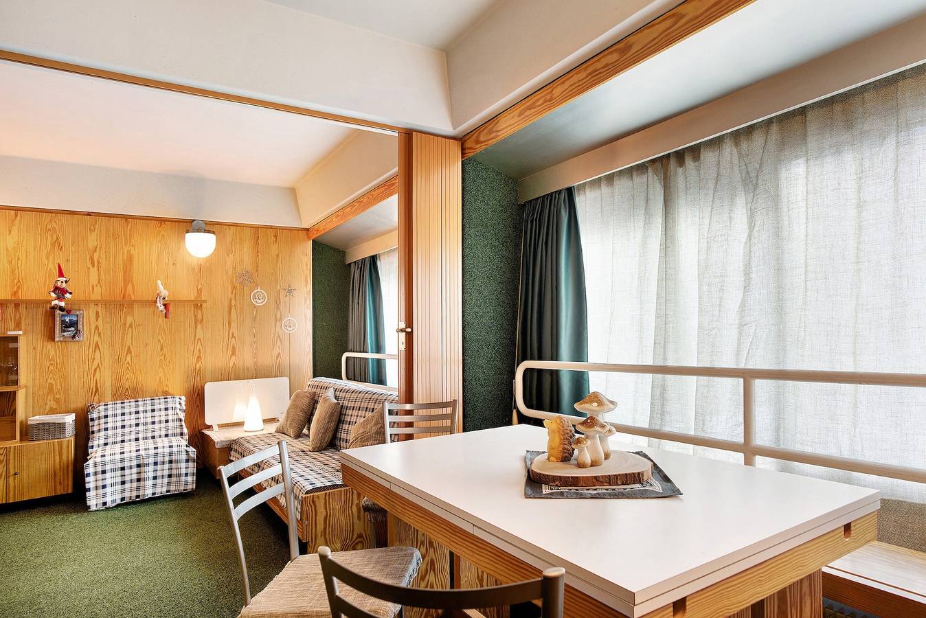 Appartement entier, Appartement "Nives" avec vue sur les montagnes, piscine intérieure et Wi-Fi in Marilleva, Mezzana