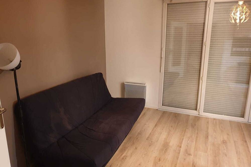 Entire apartment, Studio Apartment 'Proche Rer E' with Balcony in Rosny-sous-Bois, Seine-Saint-Denis