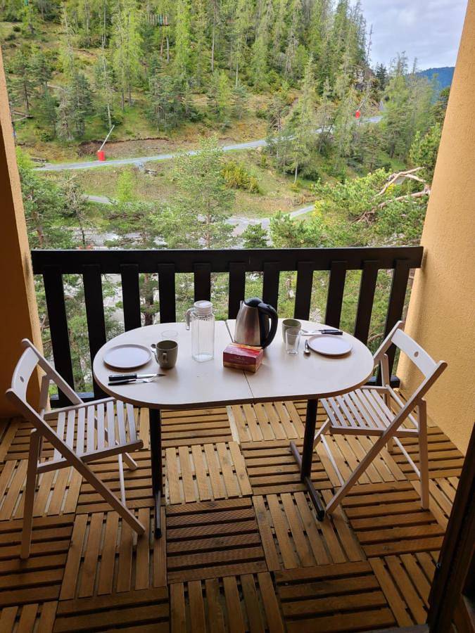 Gîte pour 4 personnes, avec balcon et vue, adapté aux familles dans Station de La Colmiane - 3
