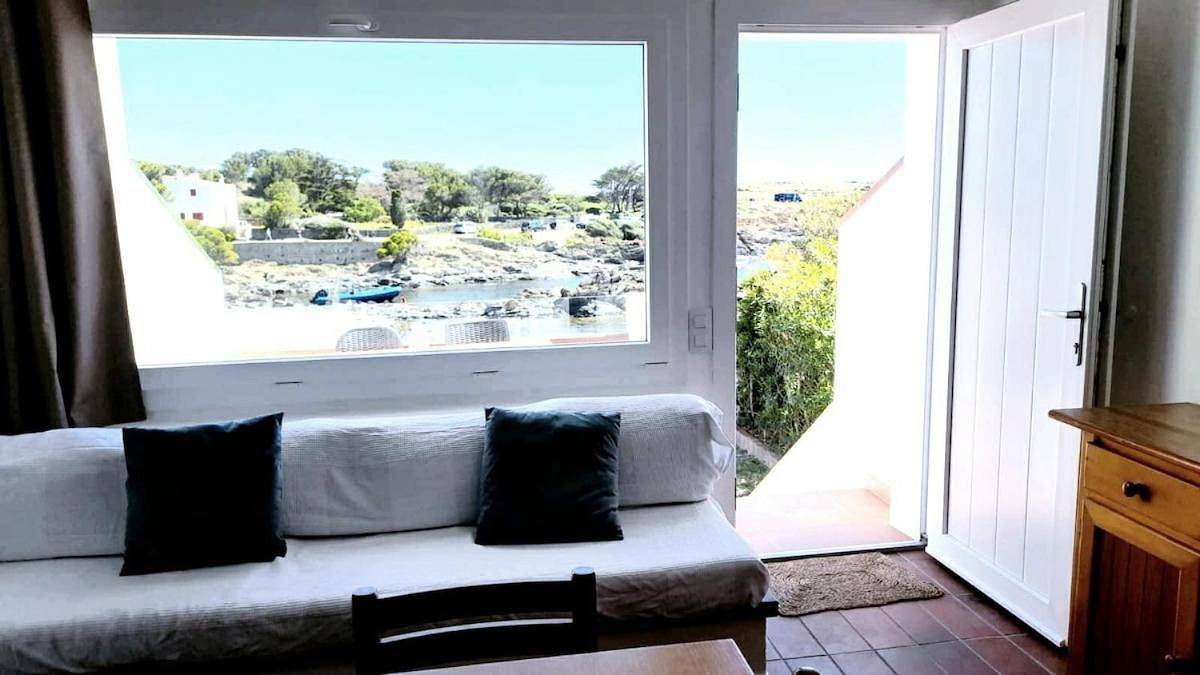 Entire apartment, Maravilloso dúplex en primera línea de mar in Racó d'en Sanés (Cadaques), Cadaques