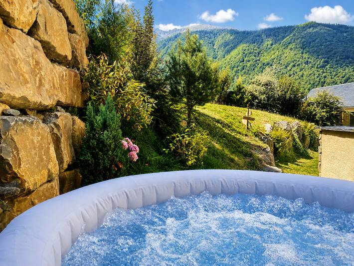 Gîte pour 4 personnes, avec Jardin à Loudenvielle