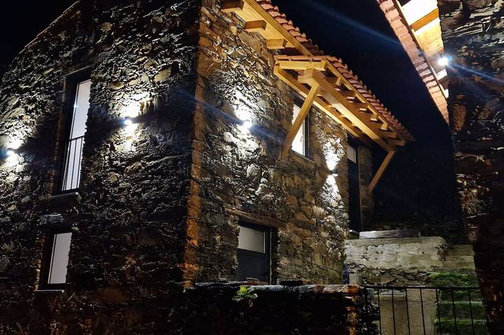 Gîte pour 4 personnes dans Alvares