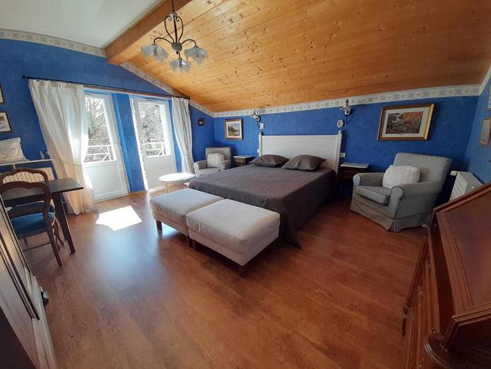 Chambre d’hôte pour 2 personnes, avec vue ainsi que jardin et terrasse