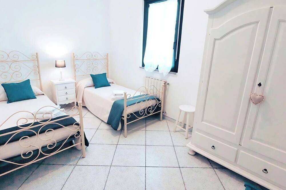 Ganze Wohnung, Mediterranean life style, sea view, 10 min. walk from city centre. in Sant'Anna, Alghero