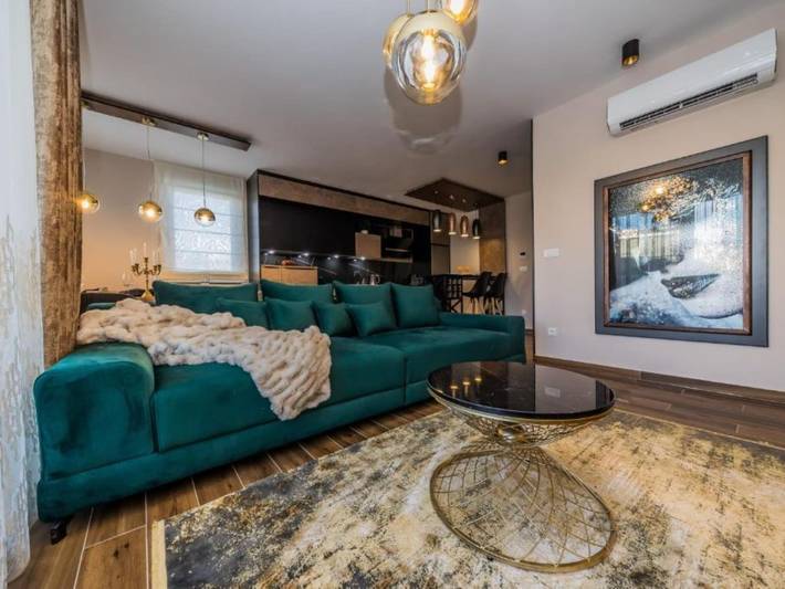 Ganze Wohnung, Deluxe Apartment Bono - Two Bedroom Apartment in Sinj, Dalmatinisches Zagora