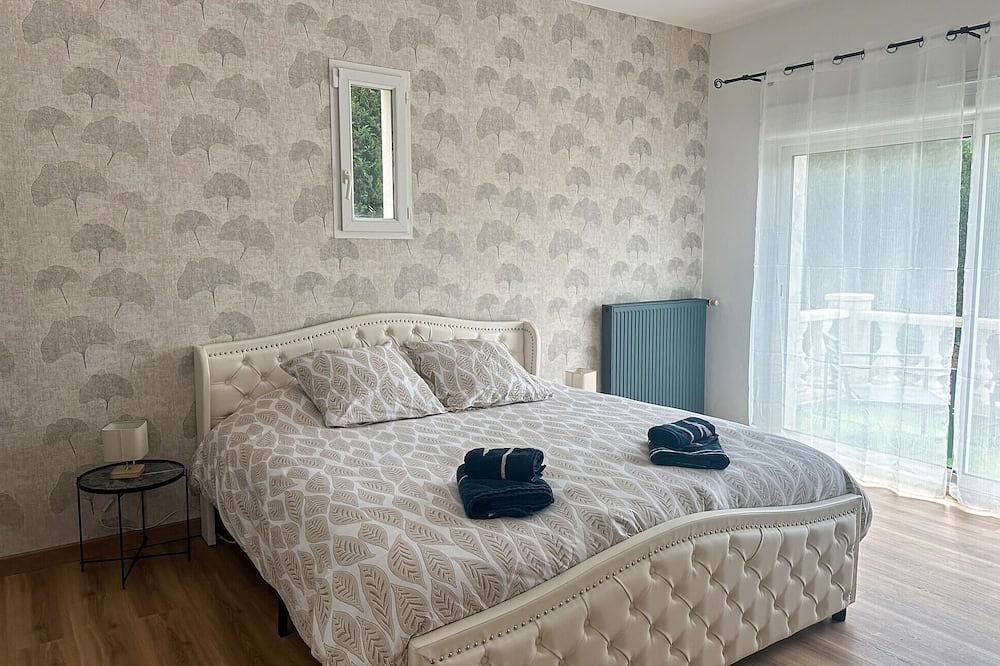 6 bedroom gorgeous home in Blois in Blois, Région de Blois