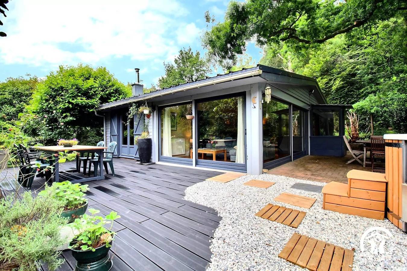 Acogedora casa rural con jardín, TV y WiFi cerca del río Le Blavet in Inzinzac-Lochrist, Region de Lorient
