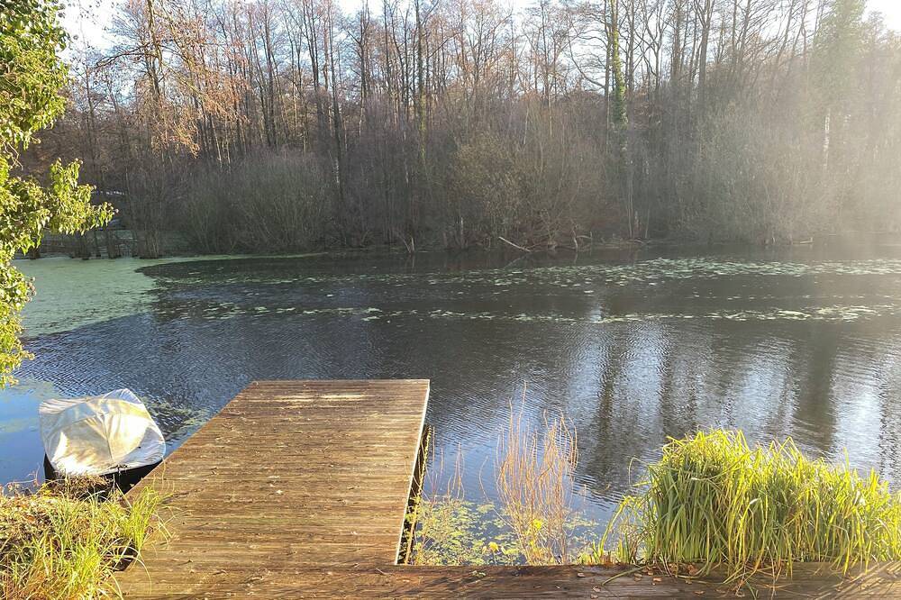 Seebungalow-Traar: Mit Steg, Hot Tub & Kamin in Krefeld, Niederrhein