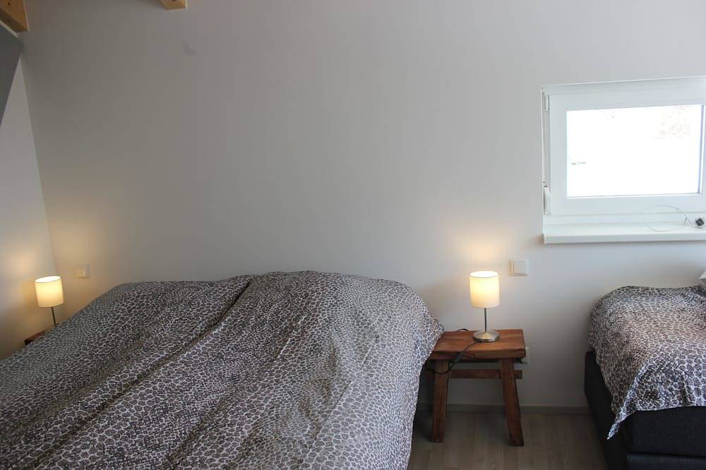Schönes 8-Pers.-Ferienhaus mit Sauna nur wenige Gehminuten von einem Ski- und Wandergebiet entfernt in Karawanken und Bachergebirge, Marktgemeinde Arnoldstein