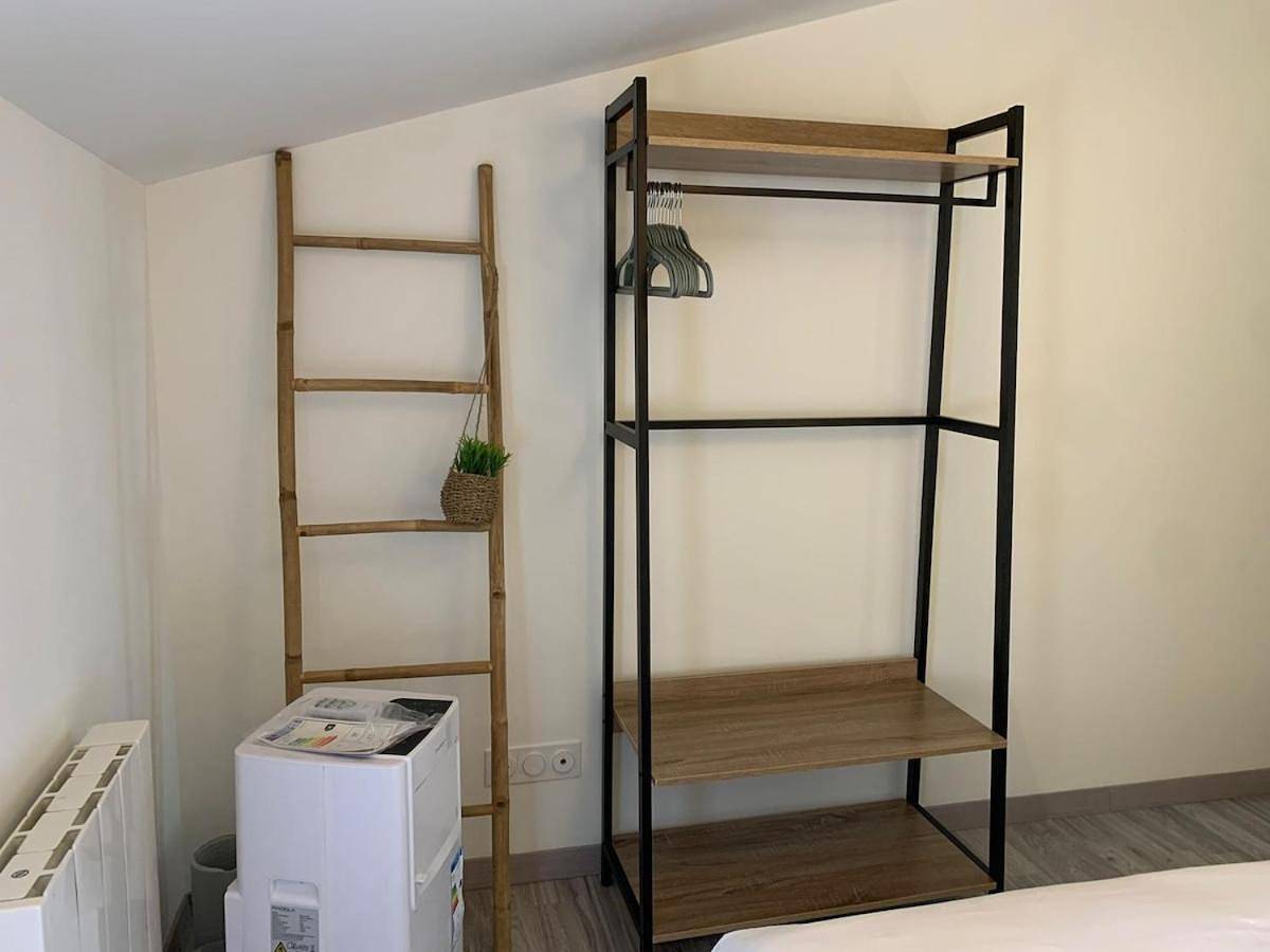 Appartement entier, Séjour cosy en coeur de bastide - 2 pers in Beaumont-du-Périgord, Périgord Pourpre
