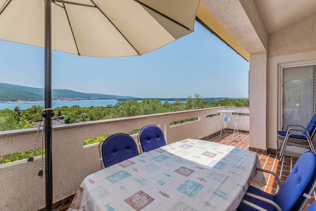 Ganze Wohnung, Ferienwohnung mit drei Schlafzimmern in Krk Stadt, Krk