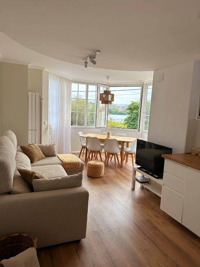 Apartamento entero, Three-Bedroom Apartment in San Vicente de la Barquera, Oyambre