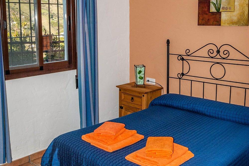 Farmhouse with wifi, swimming pool, terrace, sea and mountain views Cr / Ma / 00776 in Frigiliana Road, Frigiliana