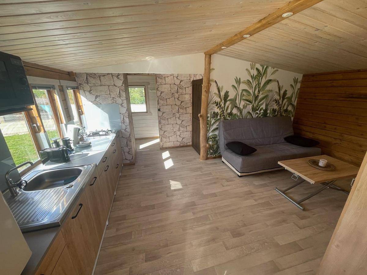 Two-Bedroom Chalet in Saint-Étienne-de-Fontbellon, Ardèche
